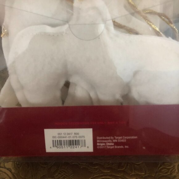 WONDERSHOP AT TARGET BANNER 6 FT OFF WHITE/GOLD NWT - Picture 3 of 3